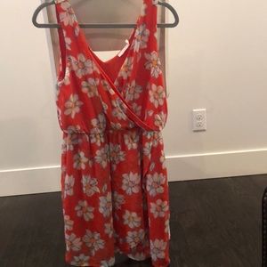 Floral summer dress in coral and white